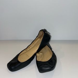 Gianni Bini Flats